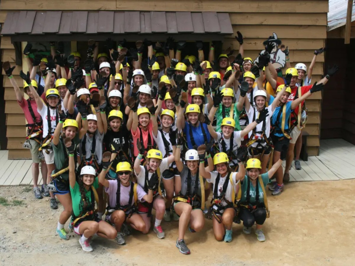 Zipline-Tour-image-3_dff6fc.